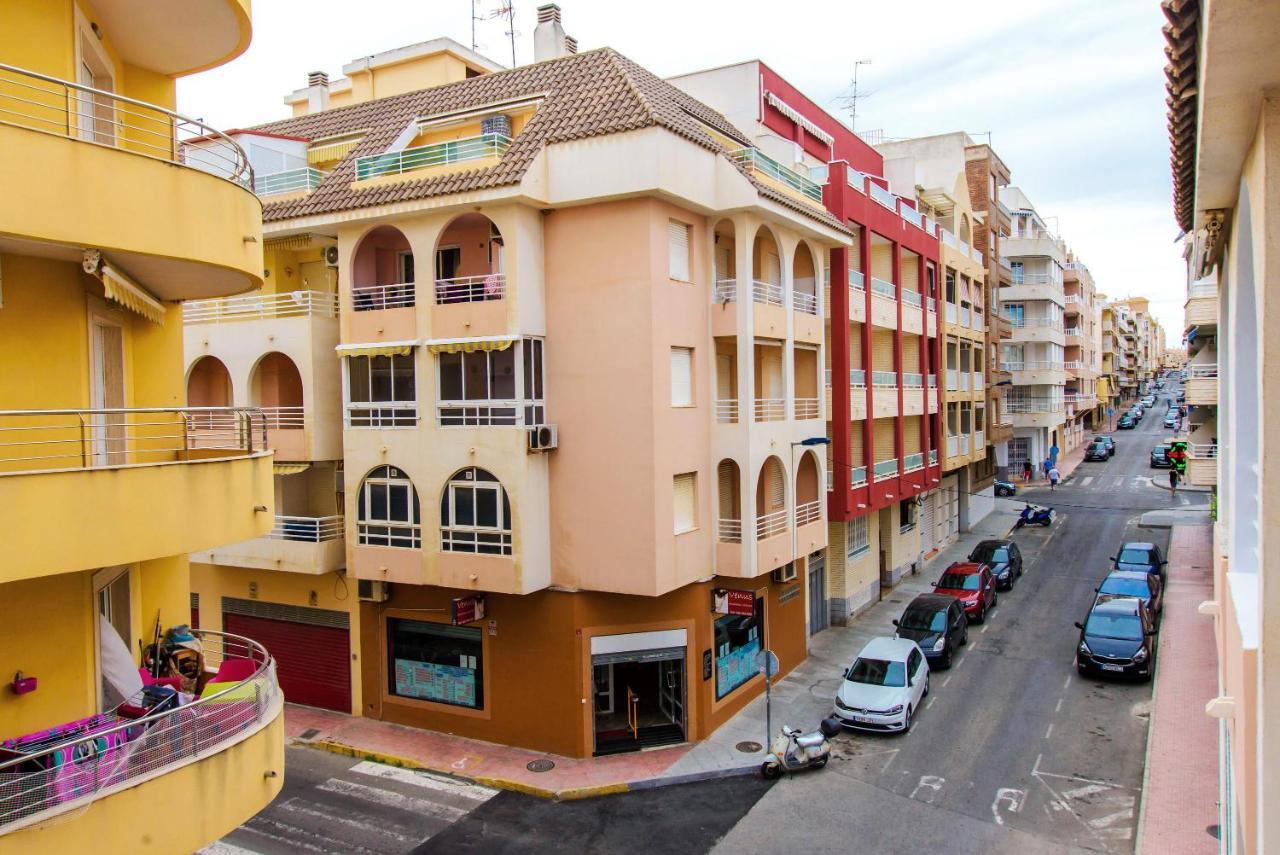 Holiday Suite Playa Del Cura Torrevieja Exterior photo
