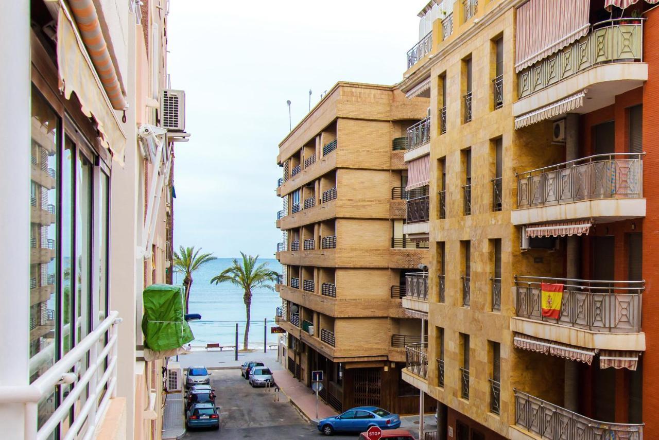 Holiday Suite Playa Del Cura Torrevieja Exterior photo
